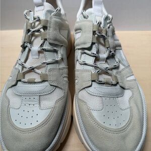 Isabel Marant Kindsay Sneakers in Chalk/White